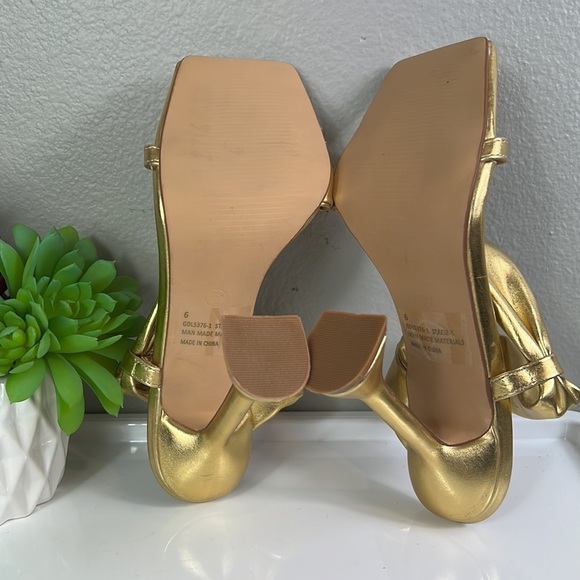 Lemonade Heel Gold Metallic Square Toe High Heel Sandals Women's Size 6 Stacie - Picture 7 of 7